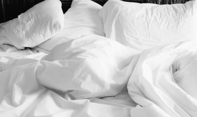 early-signs-of-bed-bugs